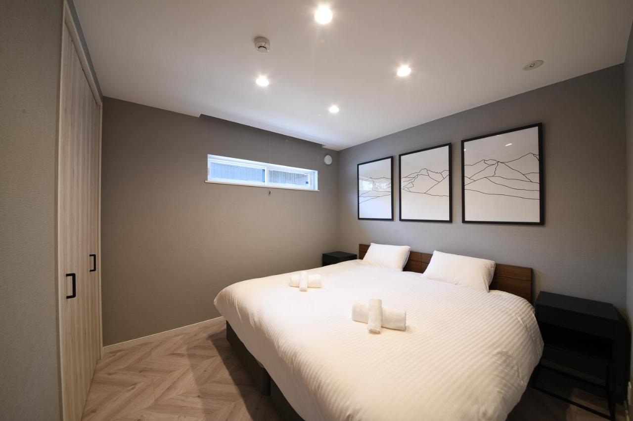 Cherrywoods Place By White Fox Company *