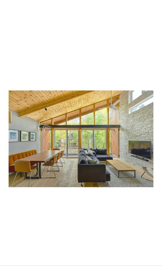 Cherrywoods Place By White Fox Company