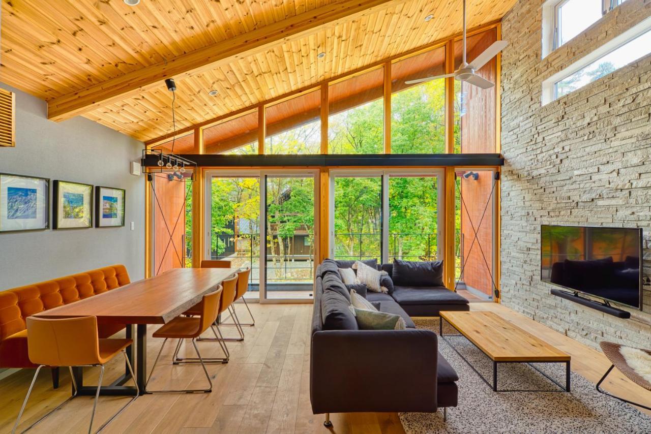 Cherrywoods Place By White Fox Company